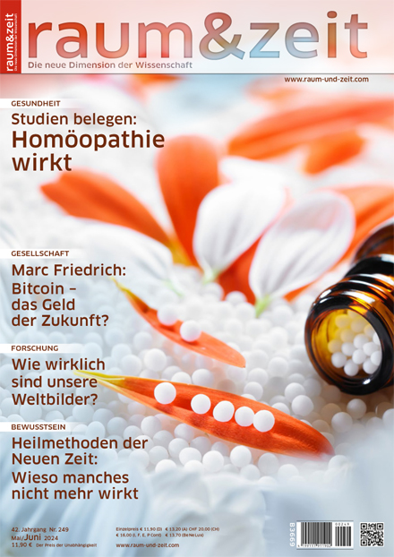 Orange-weiße Blüte mit weißen Globuli und braunem Glasfläschchen auf hellem Hintergrund – Titelmotiv zu Homöopathie wirkt und neuen Heilmethoden der Neuen Zeit.